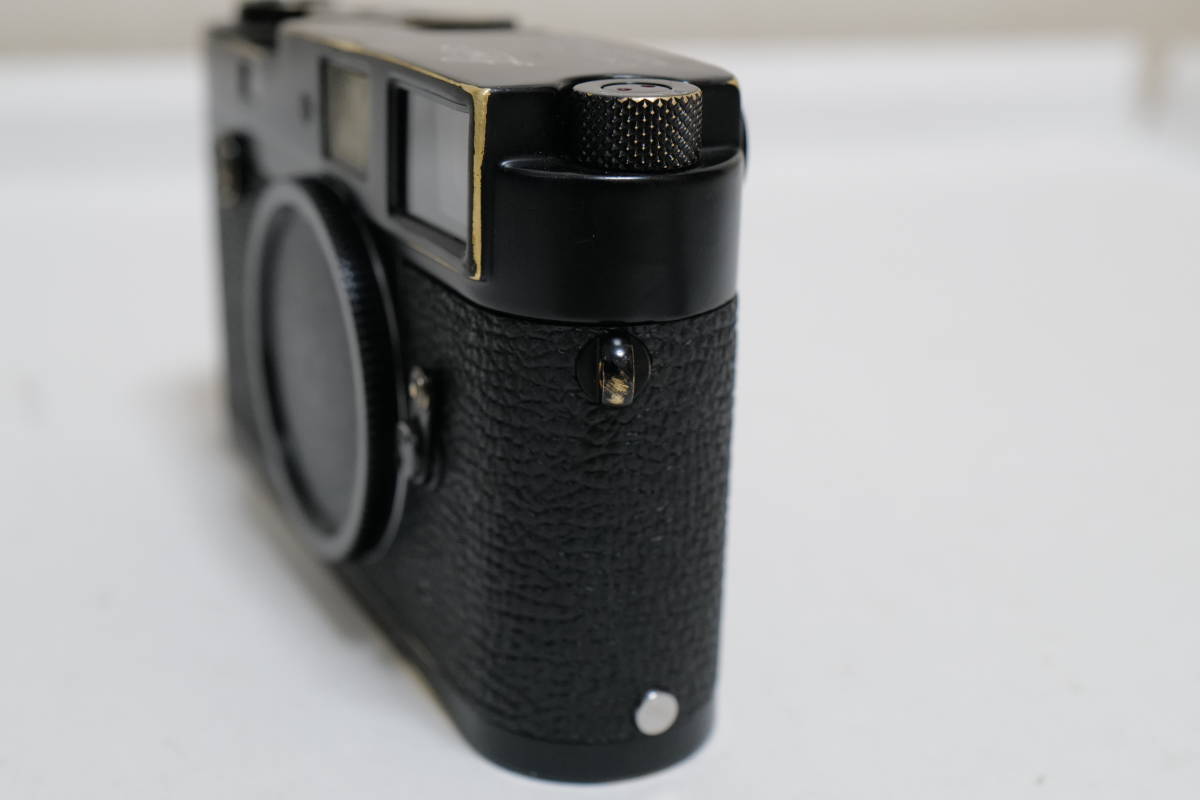 などありま Leica M2 black button rewind paint first batch serial 9490XX番台 ライカ M2 ブラックペイント ファーストロットのシリアル なるとお