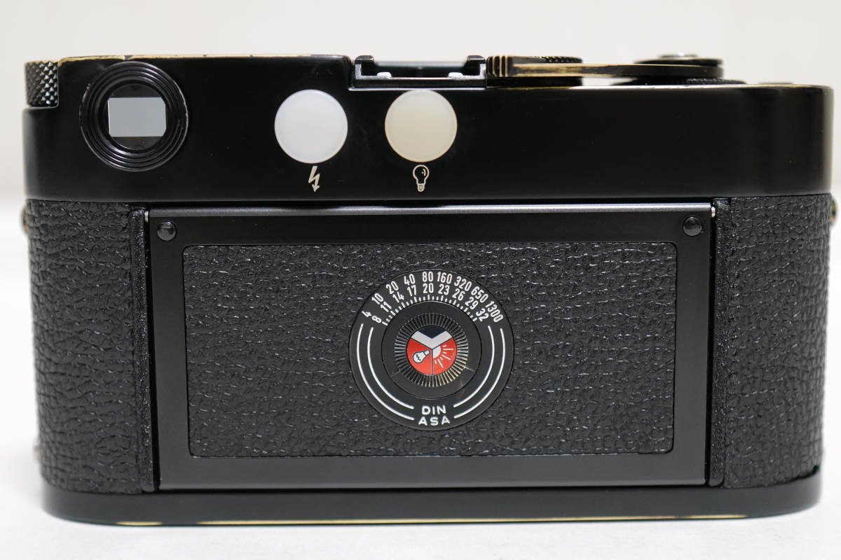 などありま Leica M2 black button rewind paint first batch serial 9490XX番台 ライカ M2 ブラックペイント ファーストロットのシリアル なるとお