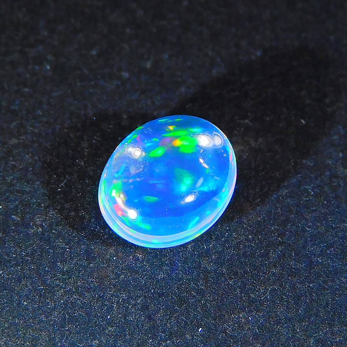 遊色抜群！！◆天然ウォーターオパール0.76ct◆ Water Opal 遊色 裸石 ジュエリー　_画像1