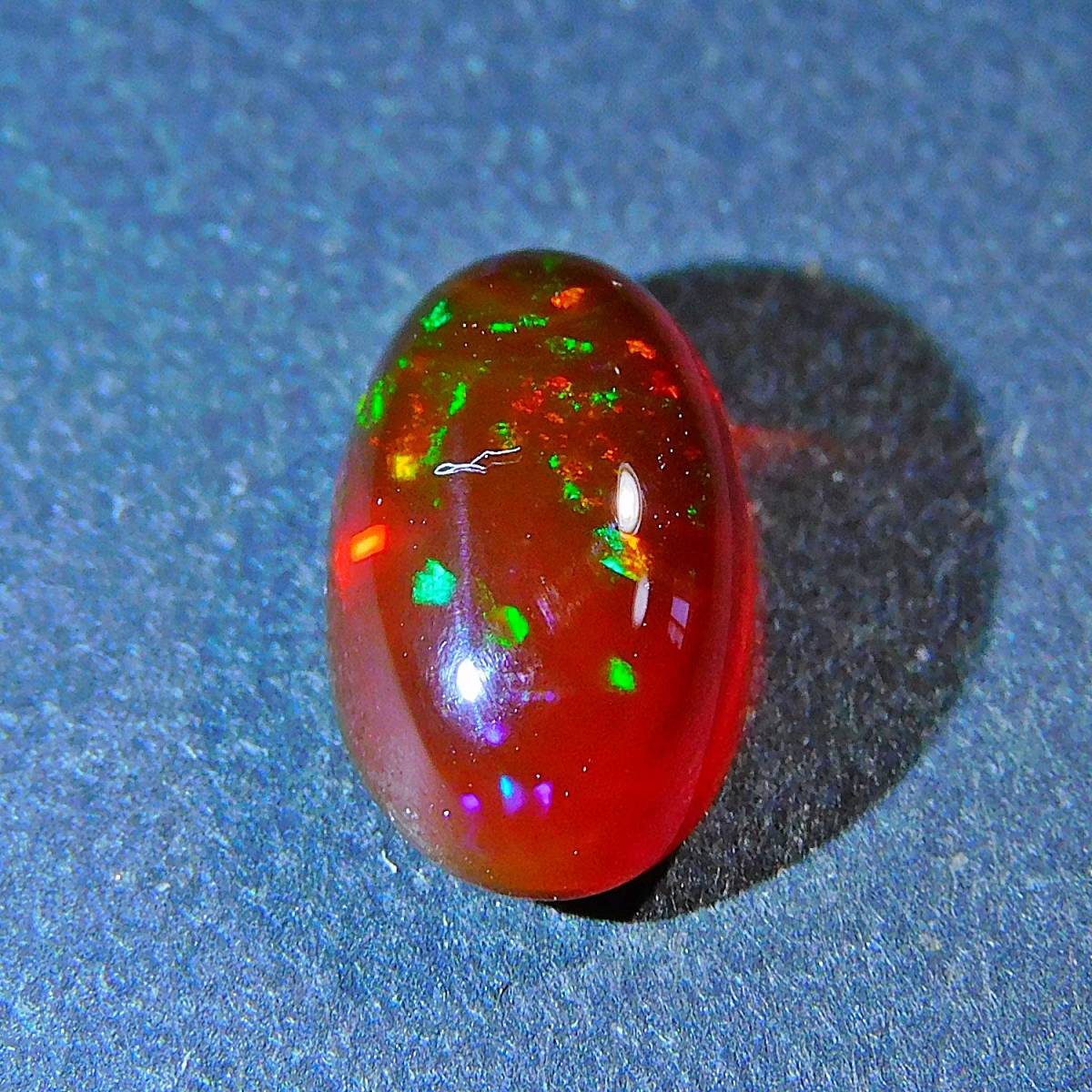 遊色抜群！！◆天然ファイヤーオパール1.920ct◆ Fire Opal 遊色 裸石 ジュエリー　ソーティング付！_画像2