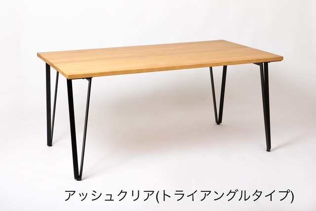 【新品】北欧風*無垢材*4人掛け*ダイニングテーブル 長さ150㎝×巾85㎝×高さ70㎝ ホワイトオーク色*アイアン脚*会議*作業用にも【T】