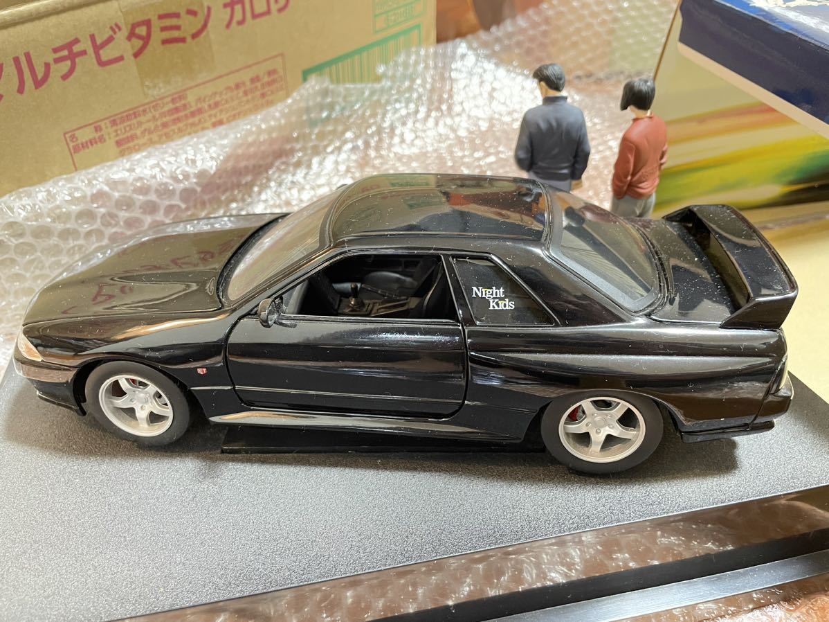 海外 正規品】 jadatoys 頭文字D 1/18 中里毅 ナイトキッズ R32