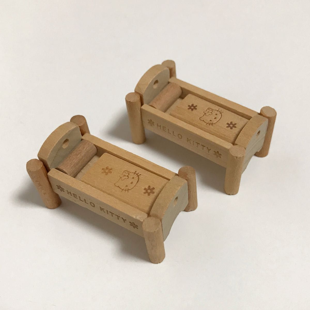 サンリオ ハローキティ ミニチュア家具コレクションセット