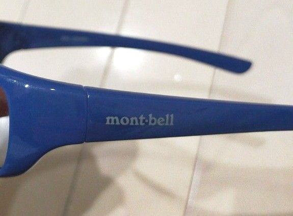 美品　mont-bell　モンベル　ジュニア　キッズ　トレッキング　サングラス