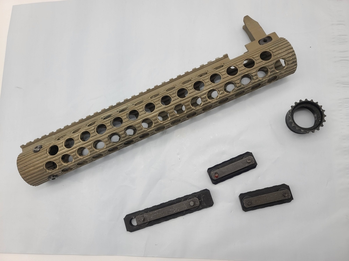 TROY alpha レイル ハンドガード バレルナット 付き FDE 13インチ