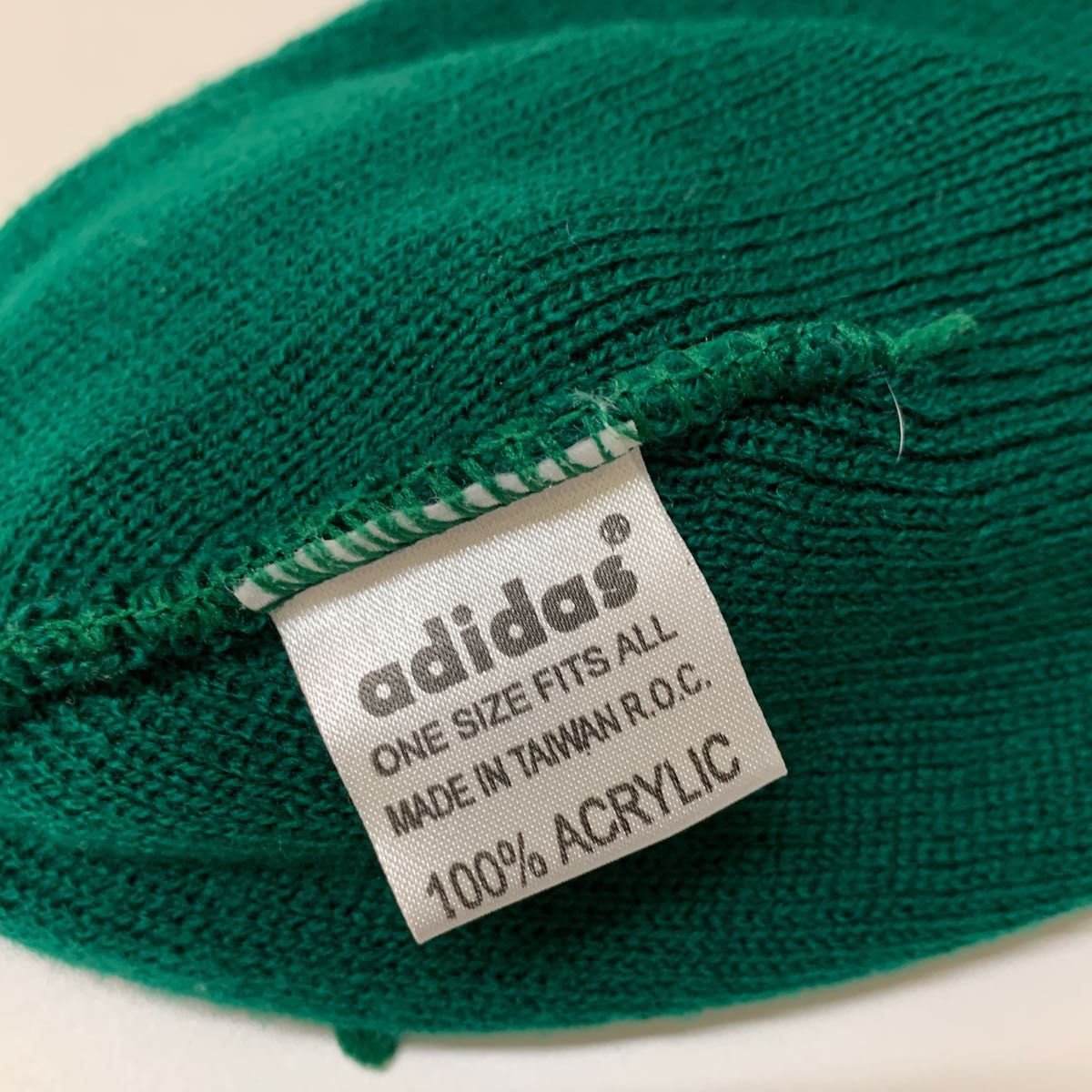 【00s】adidas ビーニー ニット帽　白ロゴ　古着 vintage Y2K adidas Beanie アディダスニット帽