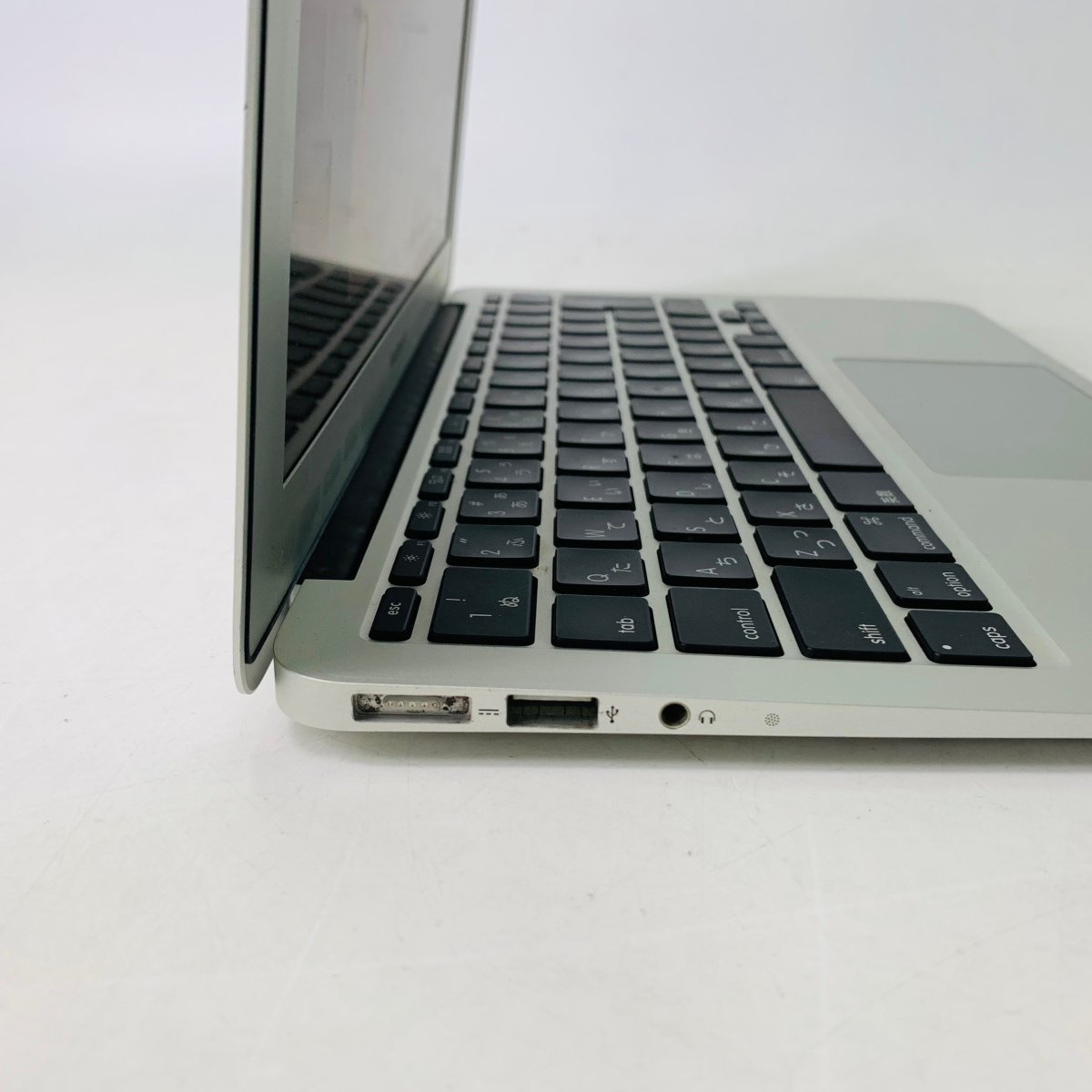 ジャンク MacBook Air 11インチ Mid 2012 Core i7 2.0GHz/8GB/SSD 