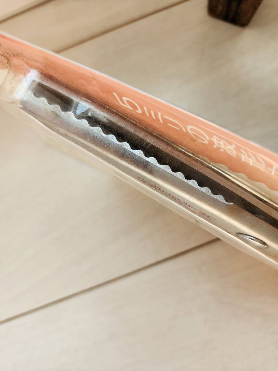 昭和物 裁鋏1980年代製 ピンキング鋏　サンプル生地の制作、添付に…。_5ｍｍ波刃です。薄い＆厚い生地も切れます