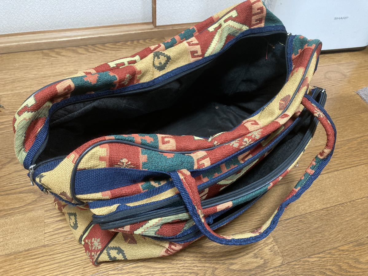 トルコのキリムのカバン　バッグ　幅47cm-高さ32cmほど　織物　旅行カバン　鞄_画像8