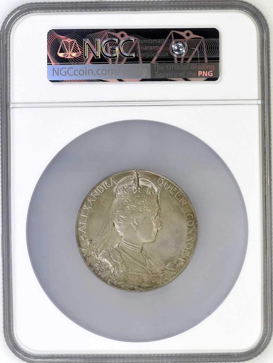 TOP2 1902年 英国 イギリス エドワード7世 戴冠式 55cm 大型 銀メダル NGC MS64 アンティークコイン ハイグレード 入手困難_画像4