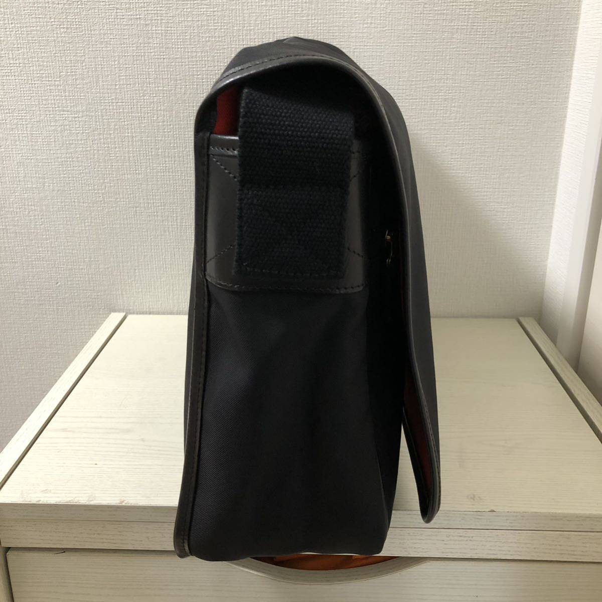 値下げ】【新品同様】定価53,900 Felisi フェリージ ユナイテッド