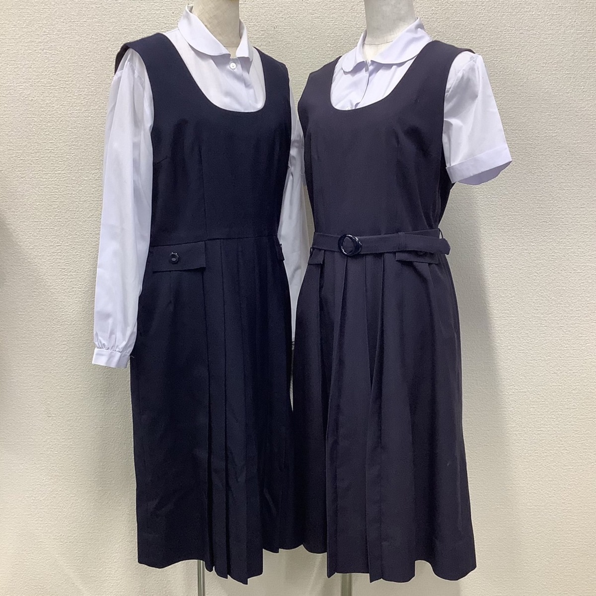 OT382-1 (中古) 栃木県 宇都宮商業高校 6点セット /旧制服/M/L/ブレザー/カーディガン/ブラウス/ジャンパースカート/制服/学生服/女子学生_画像2