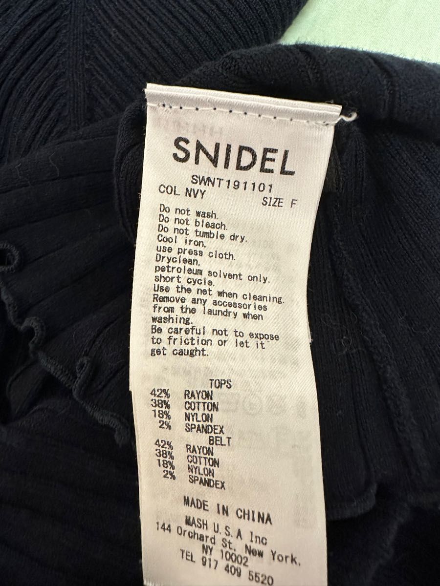 SNIDELスリーブスリットニットプルオーバー