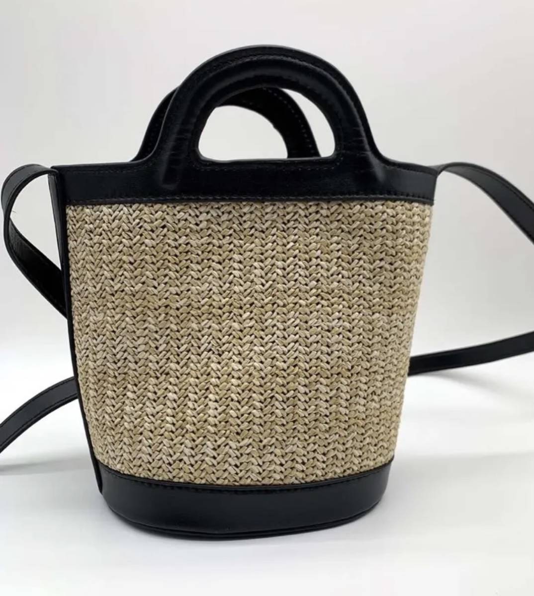 MARNI マルニ かごバッグ ショルダーバッグ ラフィア バケット