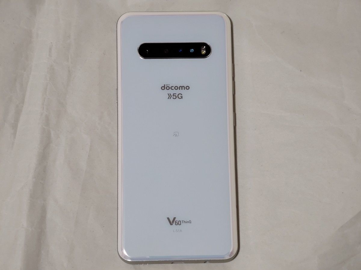 中古 LG V60 ThinQ L-51A クラッシーホワイト ドコモ 5G対応 SIMロック