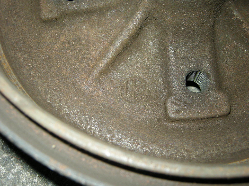  air cooling VW brake Fr drum 68 year on and after BJ for hub bearing attaching Beetle drum brake 4Lug genuine products 