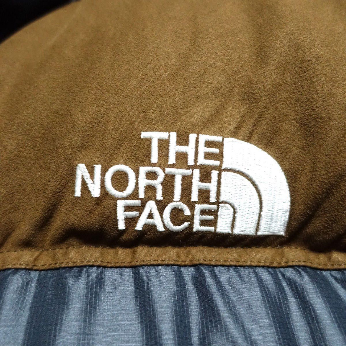 限定　THE NORTH FACE ノースフェイス ヌプシ ダウンジャケット 700FP 正規品 ブラック D4293 スエード