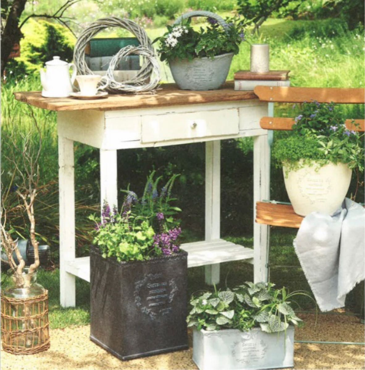 お値下げです 人気のキュートなバスケット型植木鉢 寄せ植え 庭 お値下げです 人気のキュートなバスケット型植木鉢 寄せ植え 庭