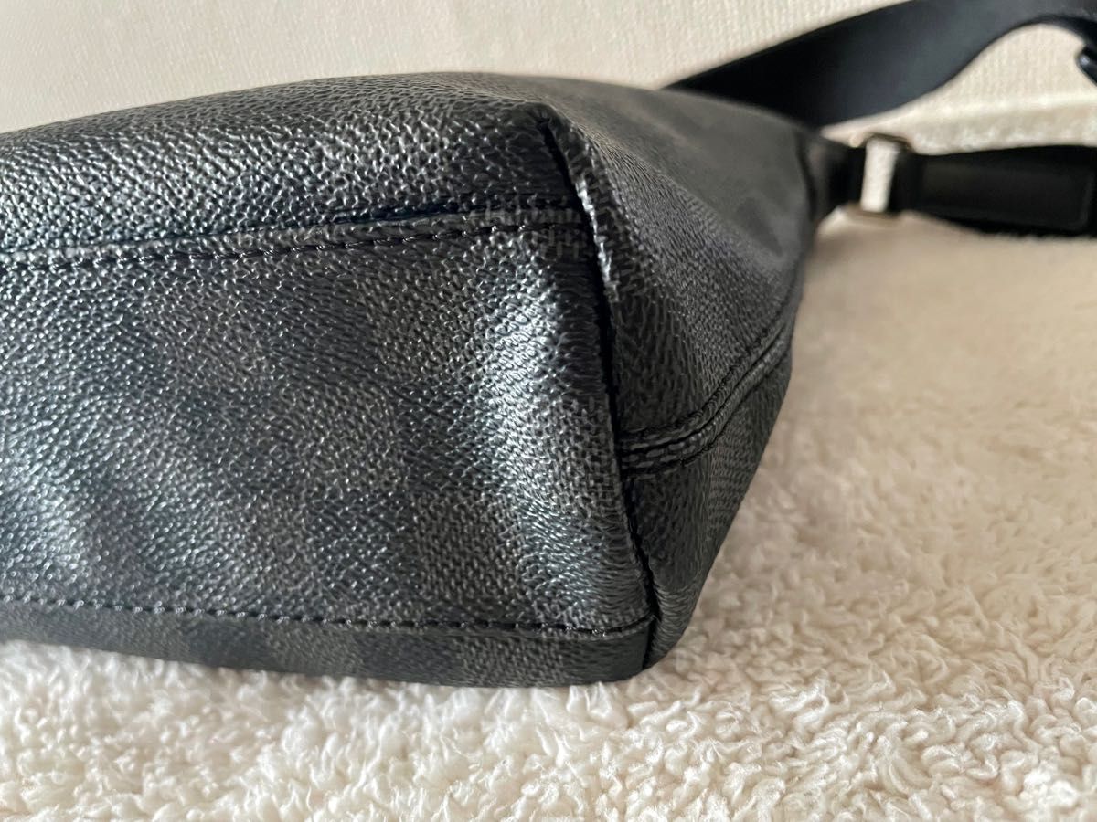LOUIS VUITTON ルイヴィトン ダミエグラフィット ミックPM ショルダーバッグ N41211 男女兼用