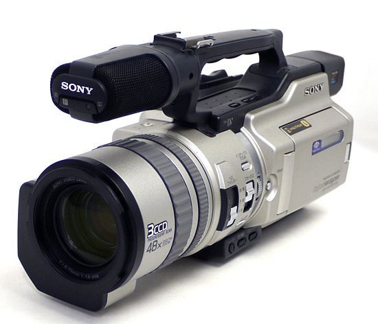 【】SONY製 2.5型液晶モニター搭載デジタルビデオカメラレコーダー DCR-VX2000