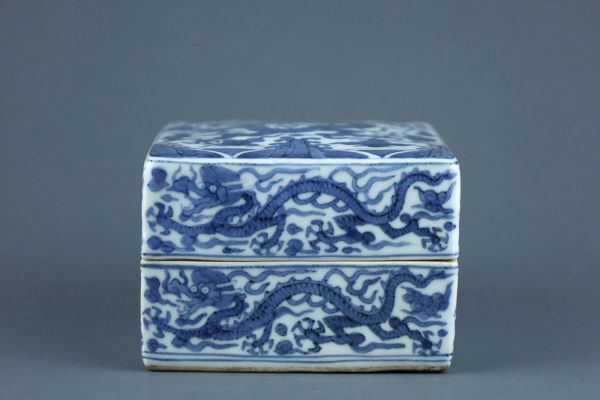 瓏】陶磁器 青花龍紋梅瓶 大明宣徳年製 染付 置物擺件 古賞物 中国古