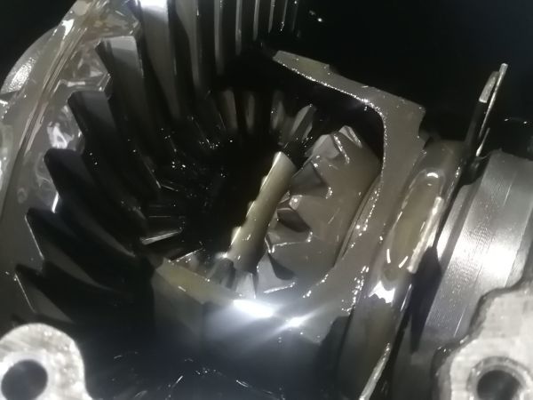 BMW original rear open differential gear ratio 38:11 3.454 body 3 series E36 318is previous term MTech technique coupe left steering wheel 