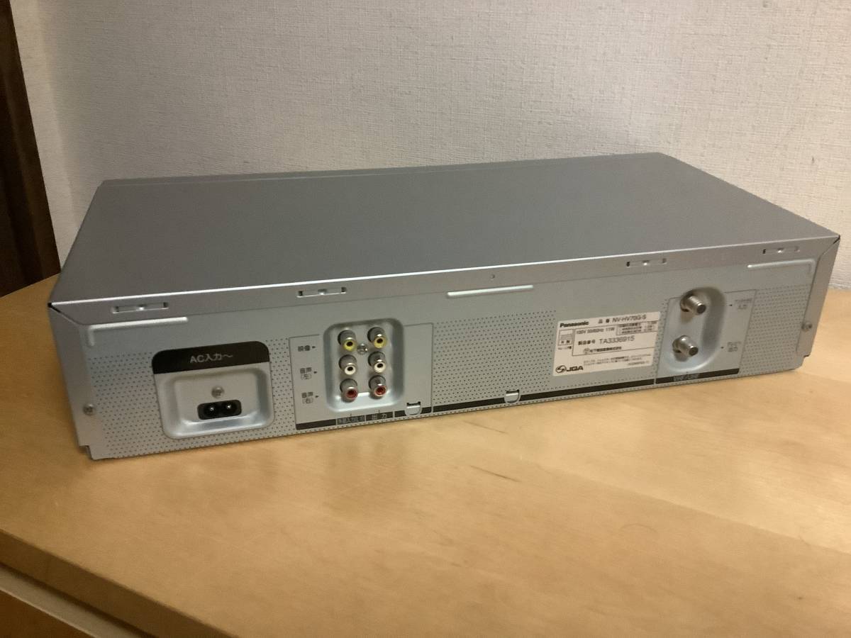 美品　Panasonic NV-HV70G-S HI-FI G-CODE パナソニック　ハイファイ　VHSビデオデッキ　シルバー　再生動作確認済み　送料無料_画像5