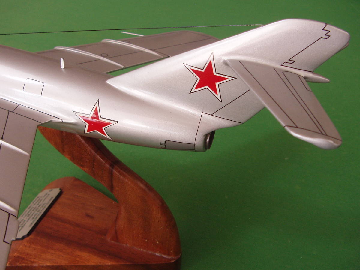 atsudra工房完成品】1/48 F4F ガダルカナル アメリカ海兵隊 atsudra工房完成品】1/48 F4F ガダルカナル アメリカ海兵隊