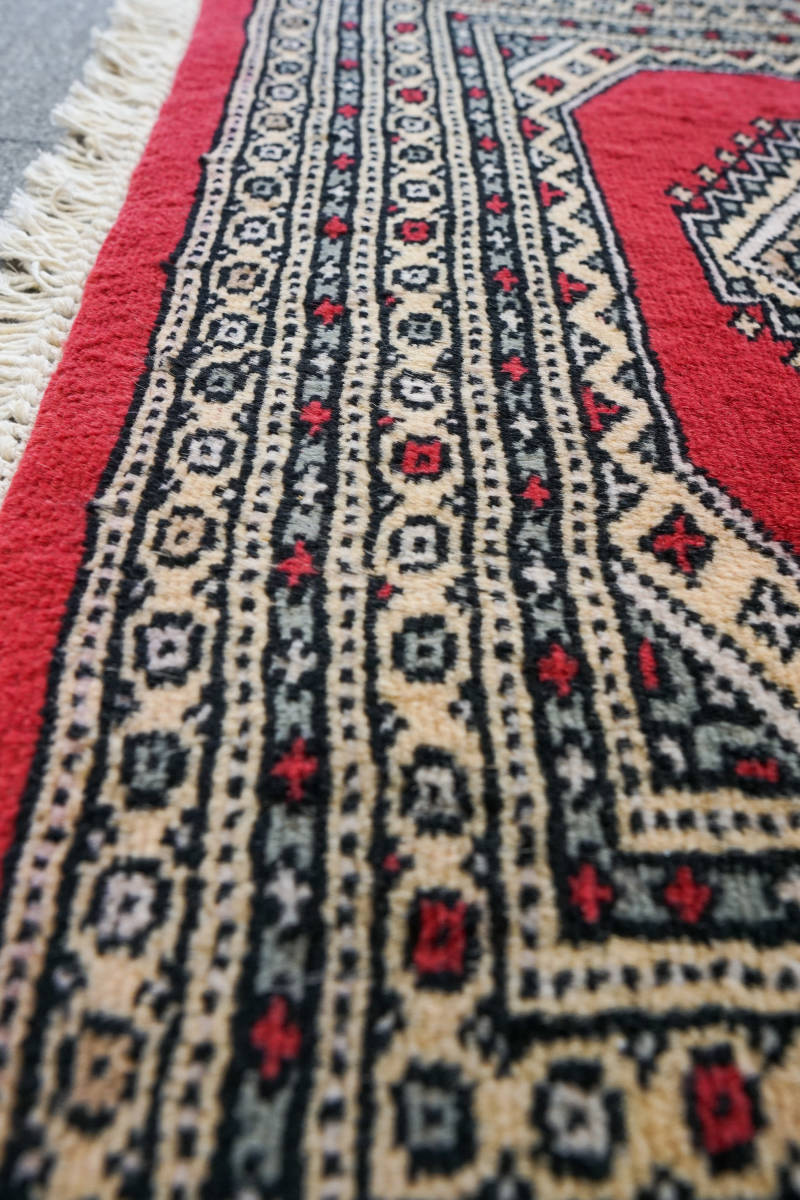 93×60cm【パキスタン手織り絨毯 】-