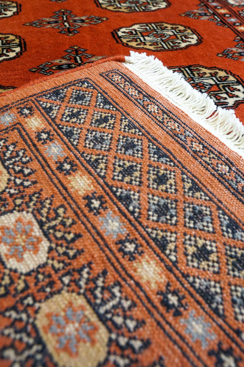 167×92cm【パキスタン手織り絨毯 】　トライバルラグ