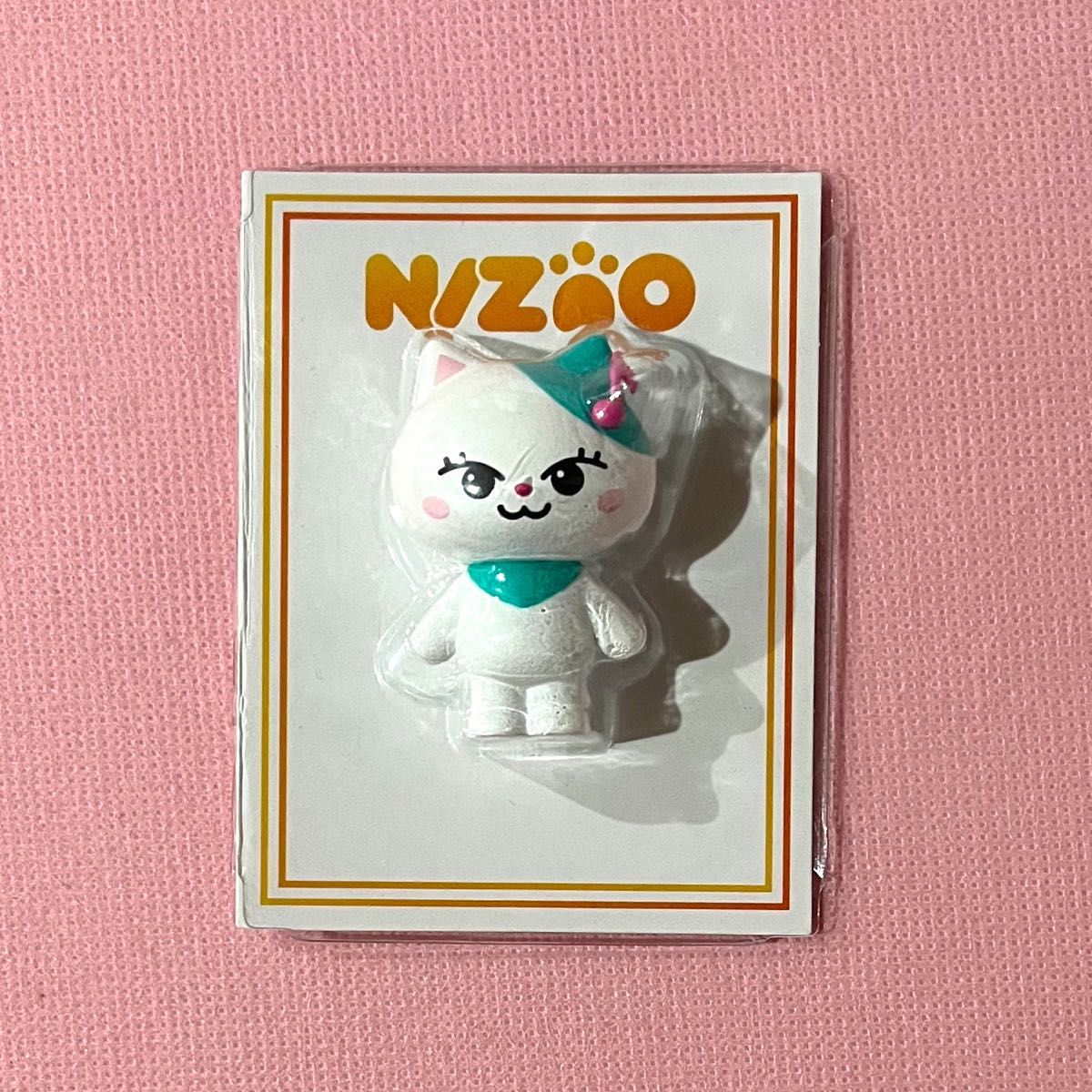 NiziU マユカ ルキャ バッグチャーム パッチンバンド アクスタ フィギュア NiziU マユカ(ルキャ)ミニチュアフィギュア NIZOO|Yahoo