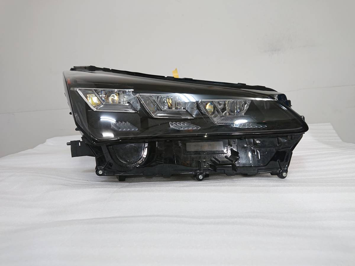 レクサスNX AYZ10 右ヘッドライト 81145-78070 KOITO 78-17 ライト