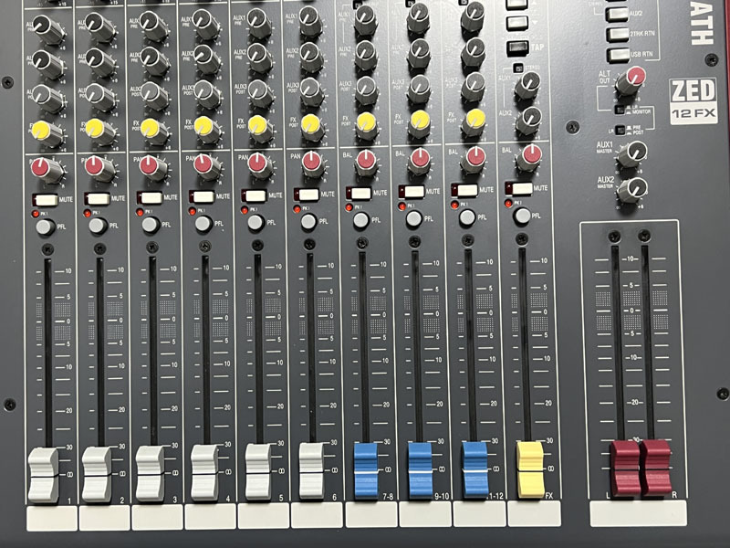 ALLEN&HEATH / ZED-12FX アナログミキサー www.gwcl.com.gh