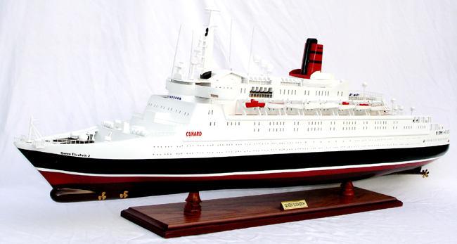 * new goods special price gorgeous passenger boat Queen Elizabeth Ⅱ final product 100cmL deck boat inside light attaching 