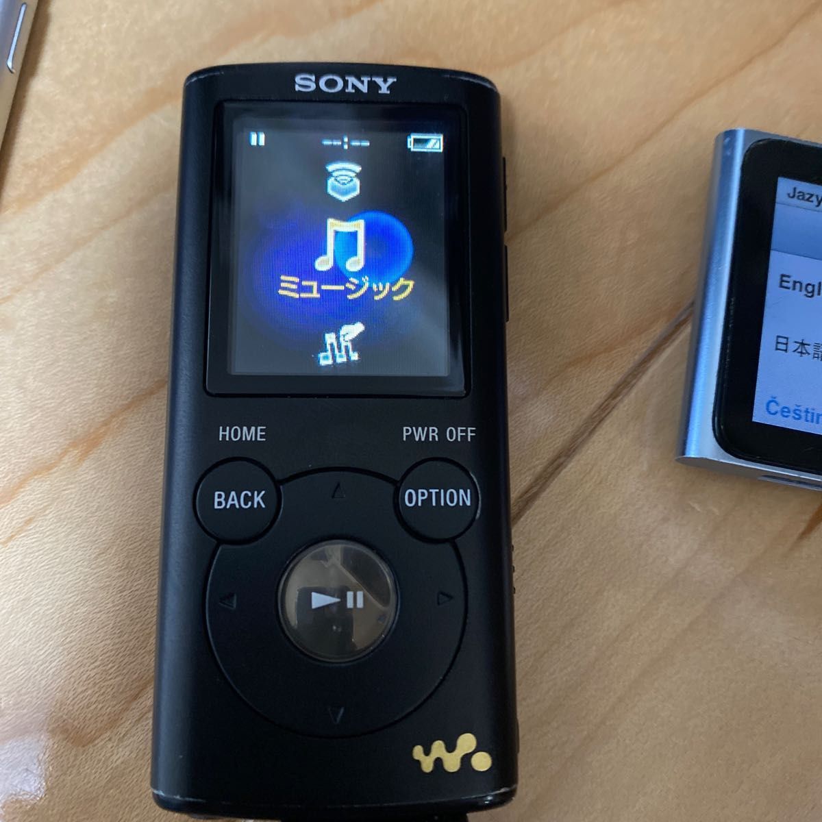 iPod ウォークマン SONY Apple ソニーウォークマン iPod touch iPod ウォークマン SONY Apple ソニーウォークマン iPod touch