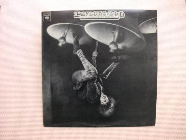 ＊【LP】PAVLOV'S DOG／AT THE SOUND OF THE BELL（PC33964）（輸入盤）_画像1
