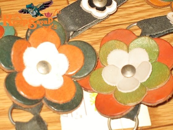 アジアンエスニックヒッピー☆革製お花付飾りベルト レザーハンドメイド　タイ雑貨　レザークラフト