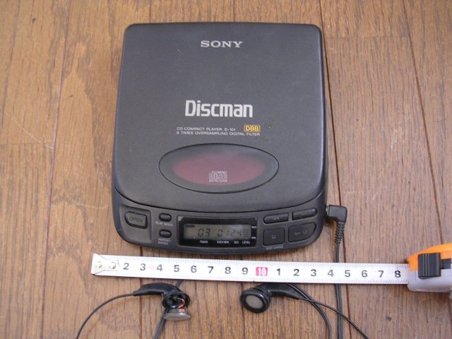 ■D-101 SONY Discman ディスクマン 1991年 CD再生確認品(確証写真提示) 難有りJUNK扱い