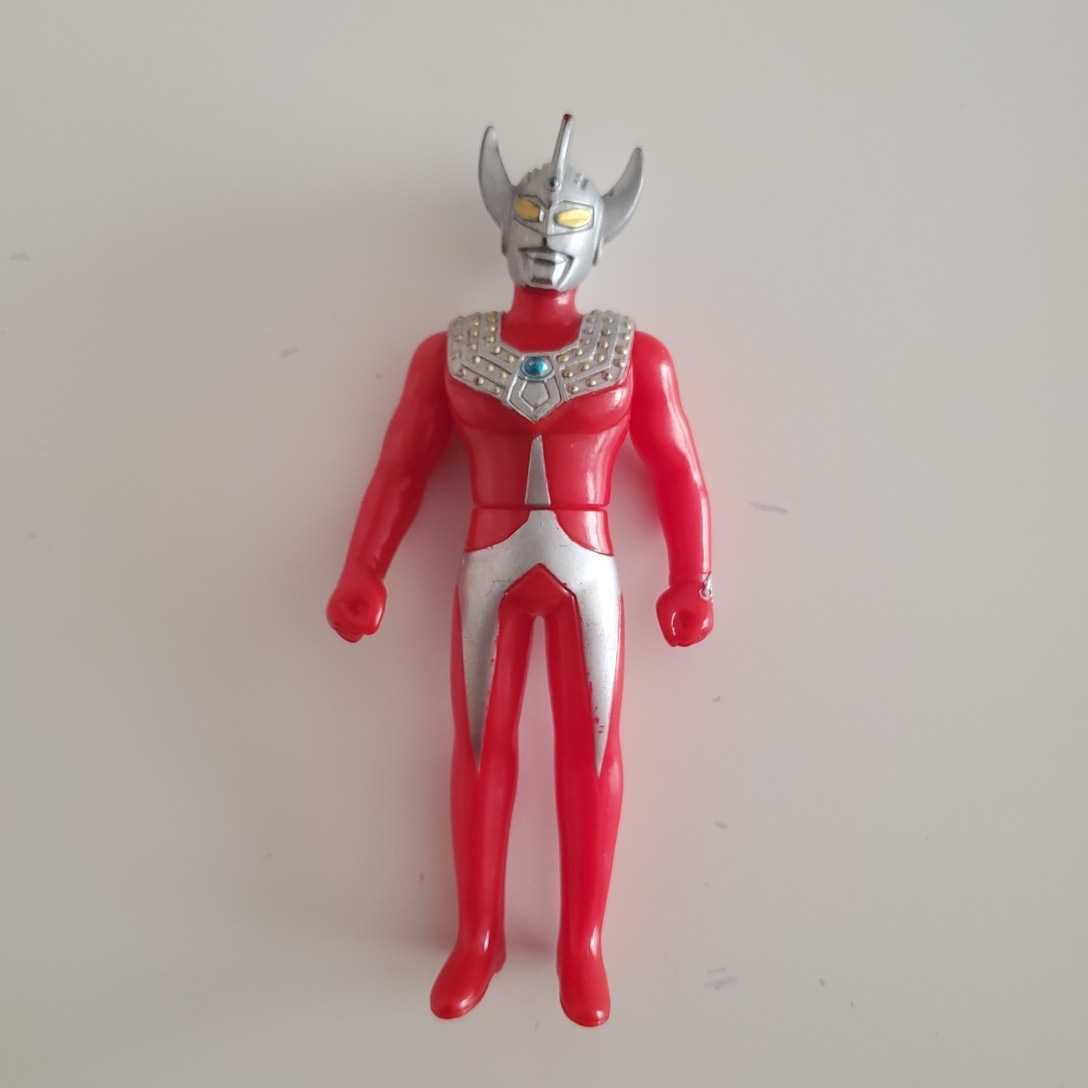 値下げ ウルトラマンソフビ3体セット タロウ セブン パワード 1990年製 1993年製 当時物 円谷プロ BANDAI レアソフビ の画像3