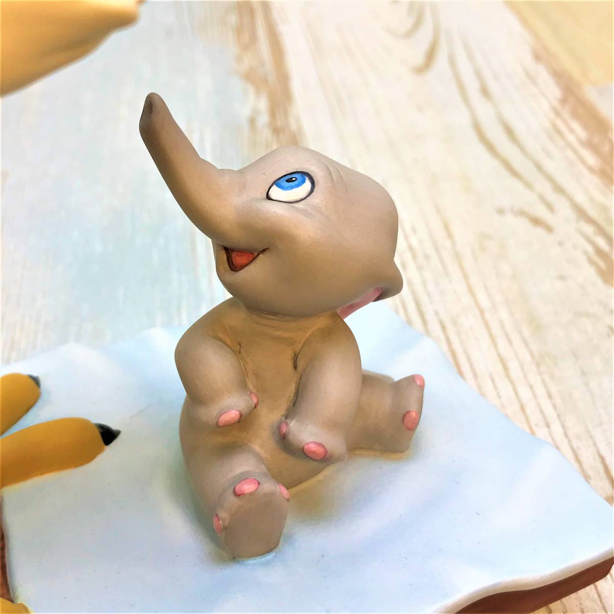  ultra rare *WDCC Dumbo .DUMBOkounotoliBundle of joy ceramics made figure * Disney Land Disney TDL