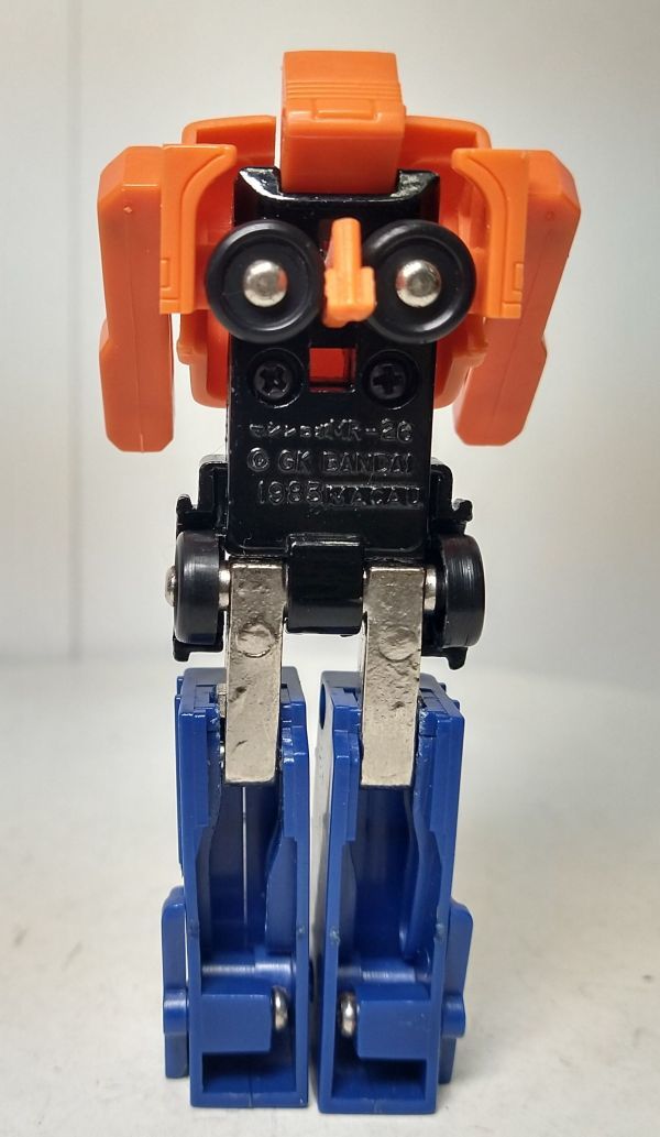 バンダイ 超合金 GOBOTS FLY TRAP マシンロボ 清掃車ロボ 海外版 バンダイ 超合金 GOBOTS FLY TRAP マシンロボ 清掃車ロボ 海外版