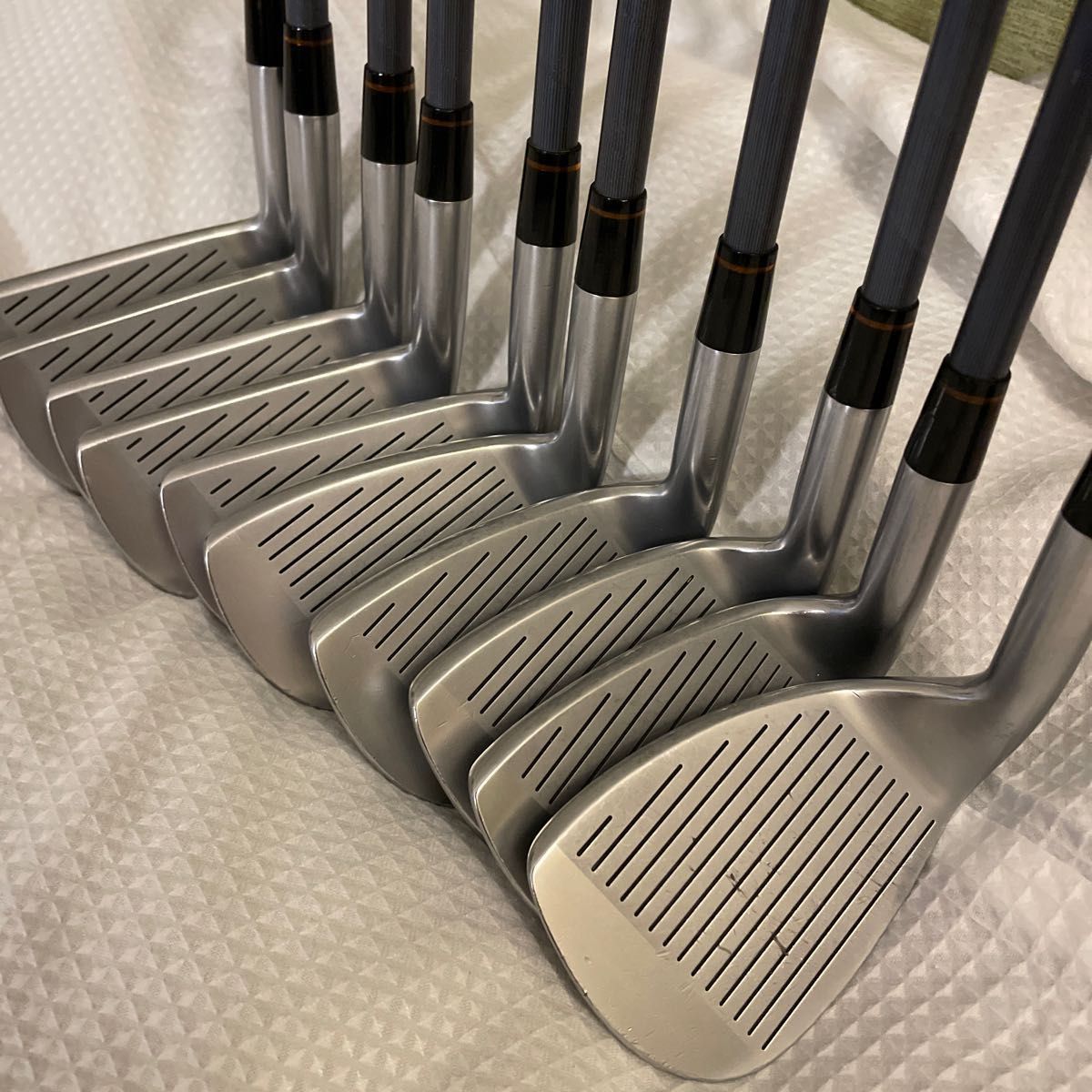 HONMA LB−706 H&F CAVITY チタンカーボン 2つ星のR−1 HONMA LB−706 H&F CAVITY チタンカーボン 2つ星のR−1
