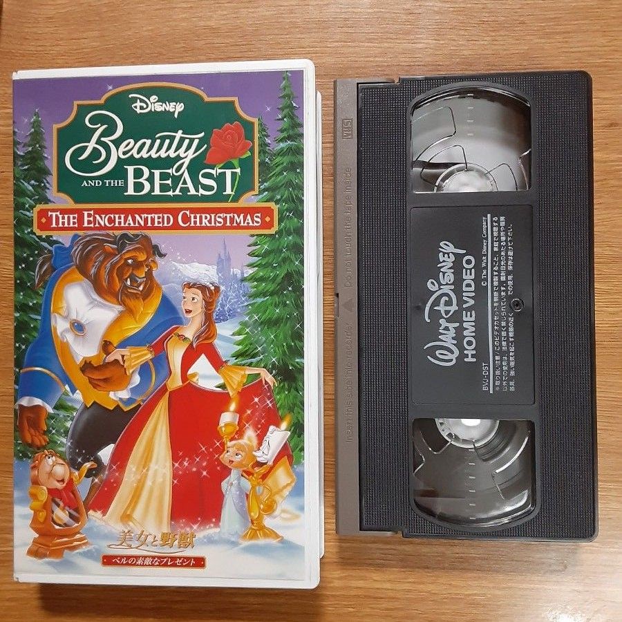 VHS『ふしぎの国のアリス』『美女と野獣』『アルプスの少女ハイジ』セット