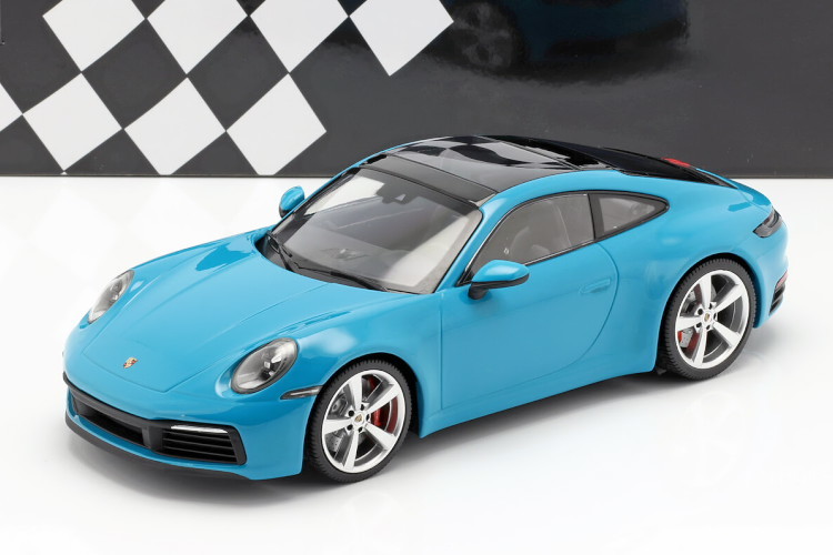 ○日本正規品○ ミニチャンプス 1 18 ポルシェ 911 992 カレラ4S
