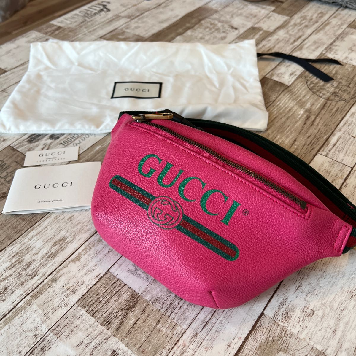 GUCCI グッチ ウエストポーチ ボディバッグ ヴィンテージプリント