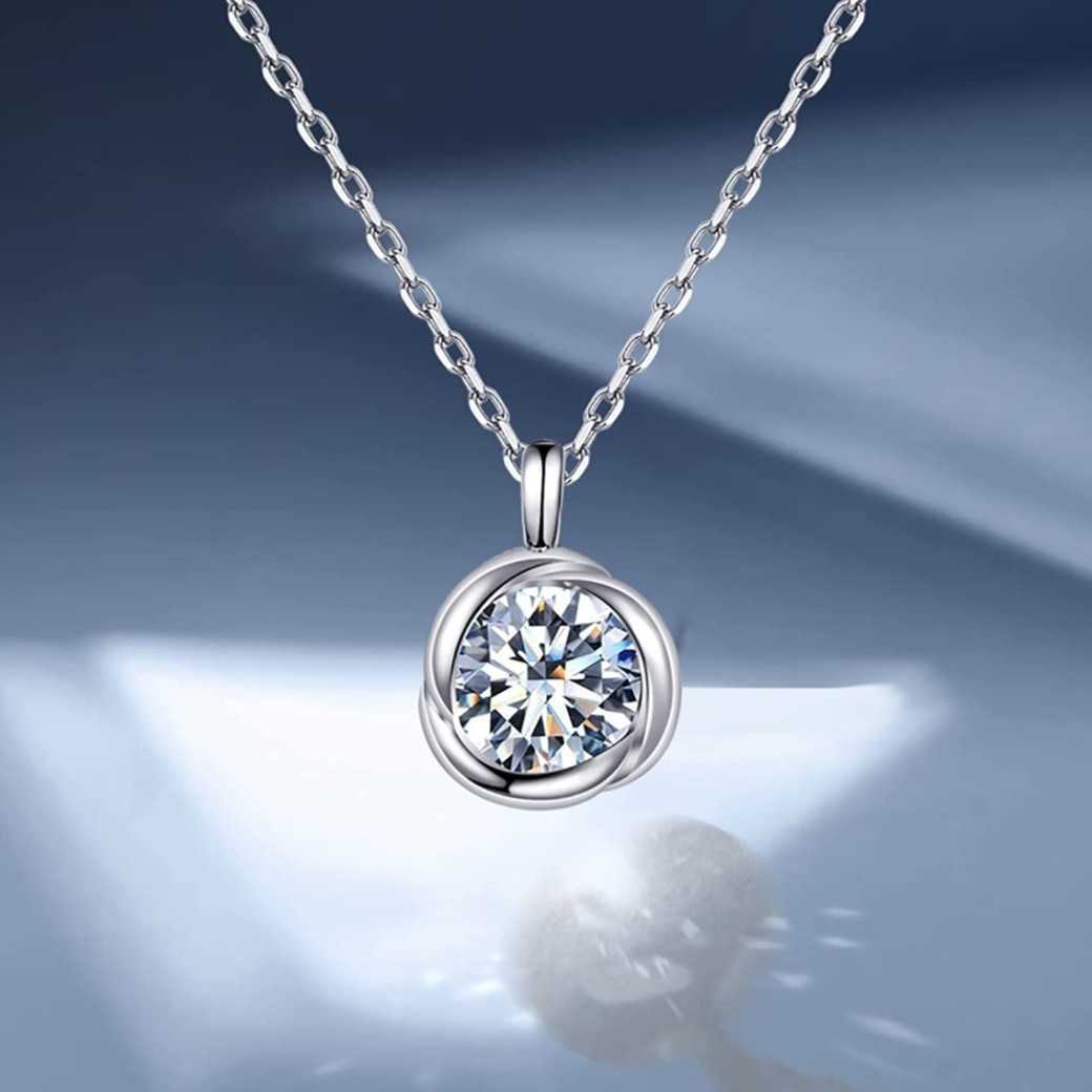 美品 Christian Dior クリスチャンディオール ネックレス ケニー 美品 Christian Dior クリスチャンディオール ネックレス ケニー