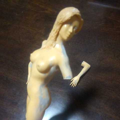  Junk nude figure 2