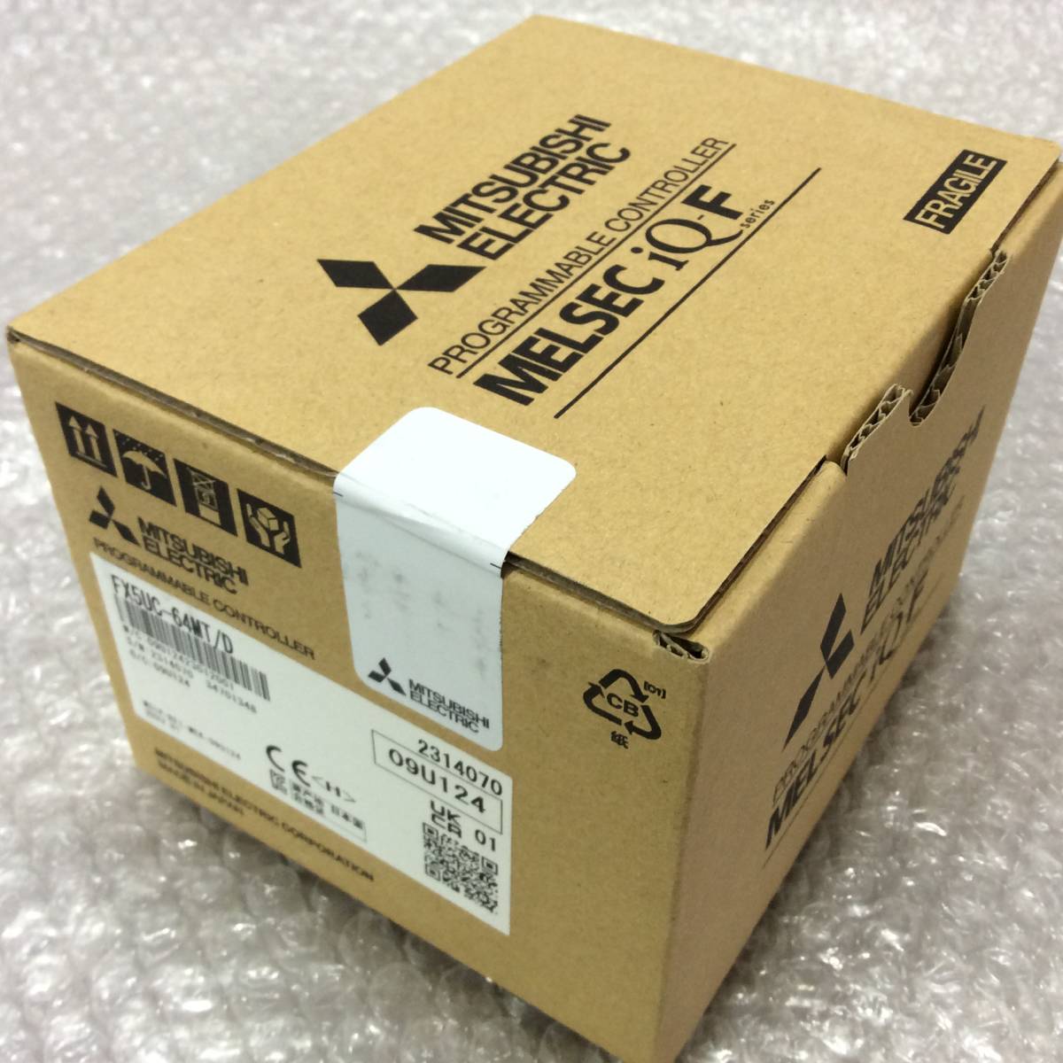 家電・スマホ・カメラ三菱電機 FX5UC-64MT/D 新品未開封品その他