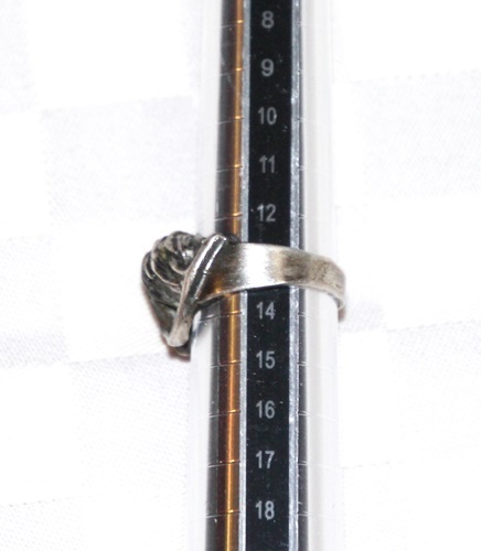 シルバーリング　馬デザイン　銀製指輪　サイズ13号　外国製　中古品　サラブレッド　競馬_画像4