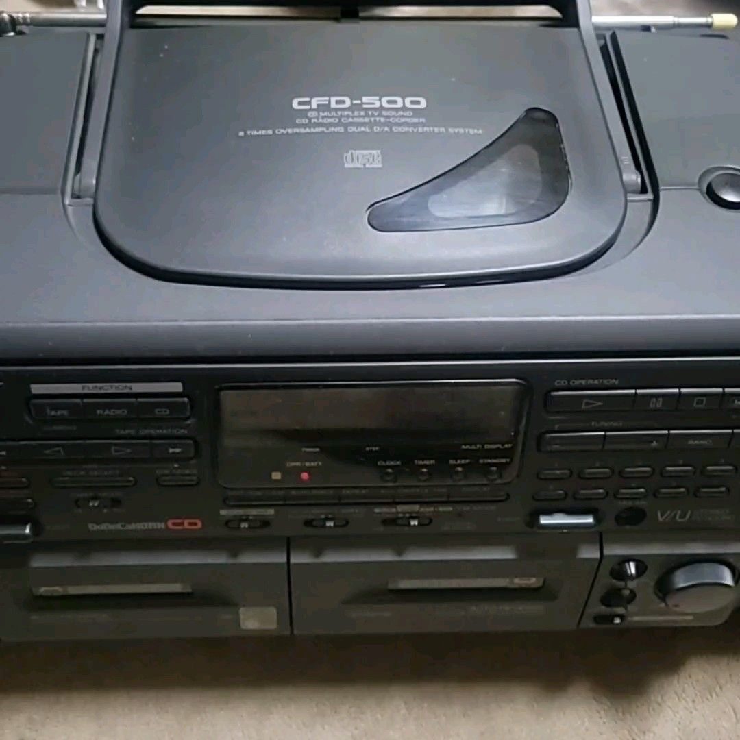 ドデカホーン　SONY　CFD-500 CDラジカセ